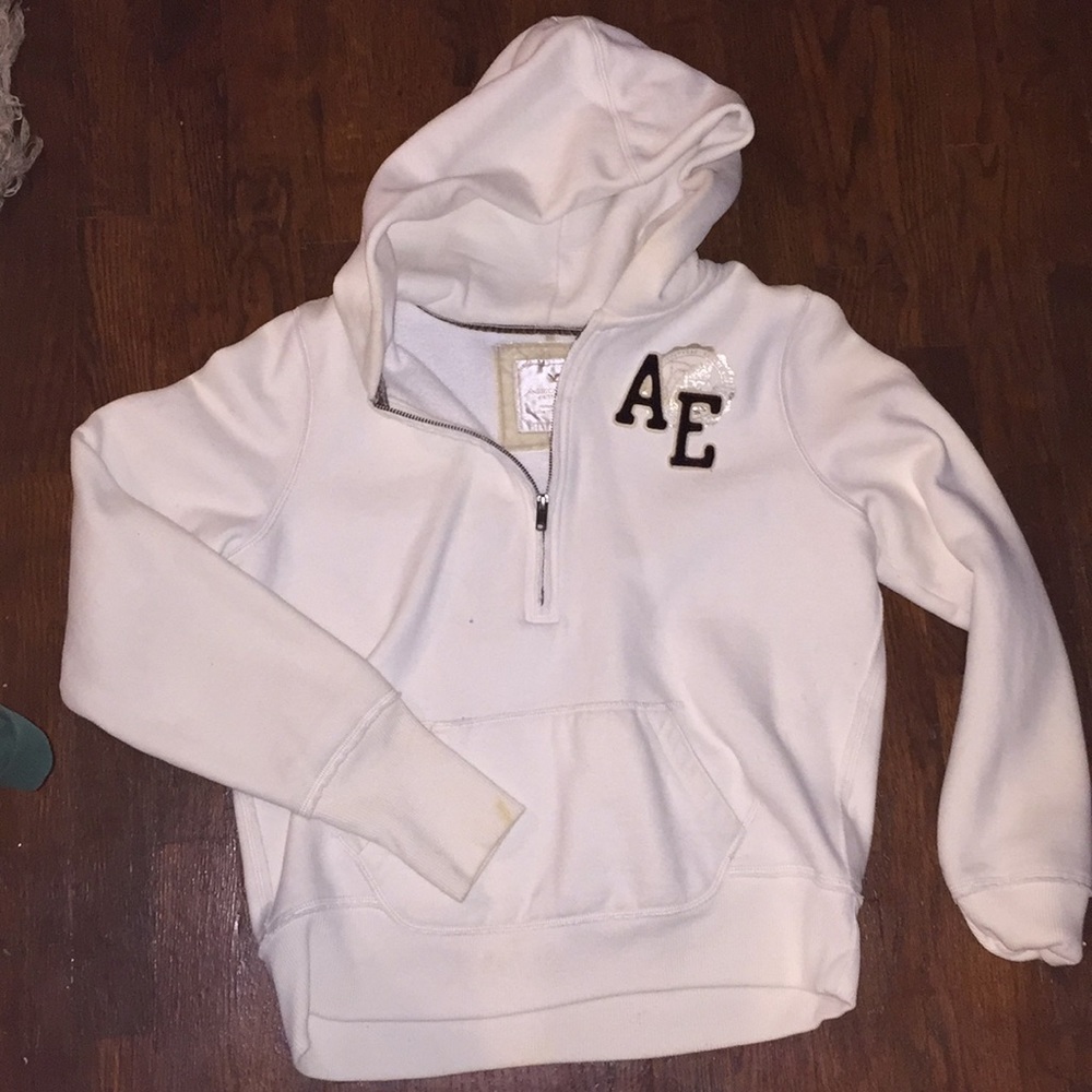 Large American Eagle hoodie